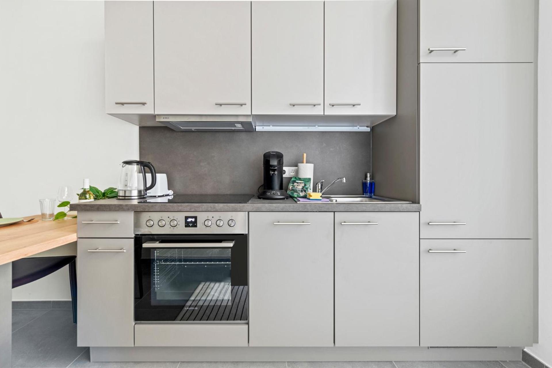 Cozy, Generous City Apartment - 10 Min To City-Centre - Contactless 24H Check-In Vienna Exterior photo